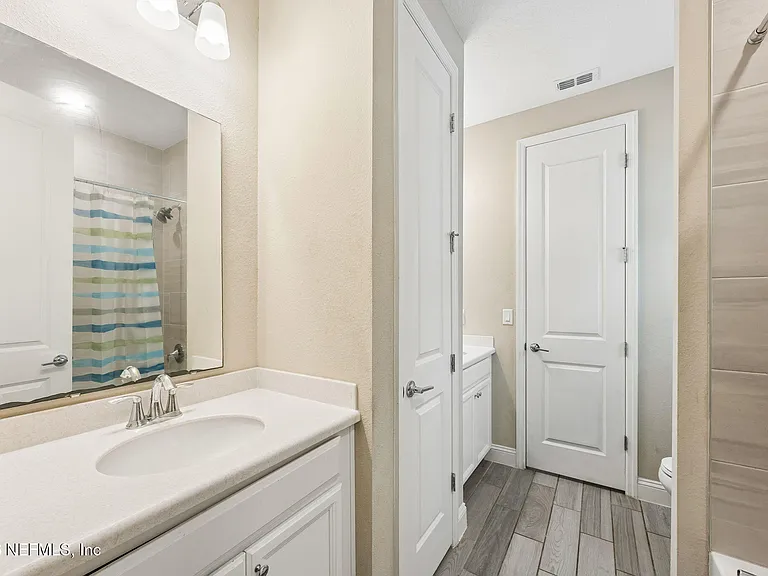 118 Sadler Ct — Photo 22