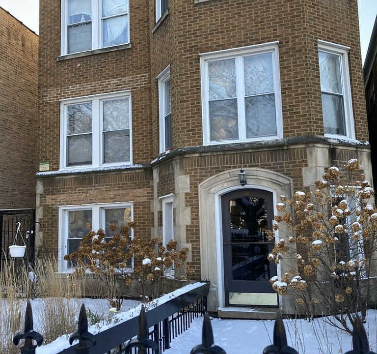 1st image of 1757 W North Shore Ave #G