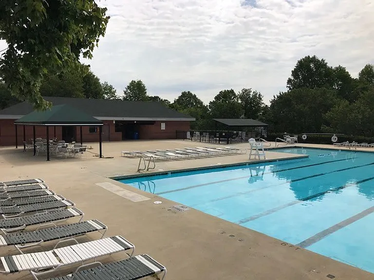 2027 Turtle Point Dr — Photo 20