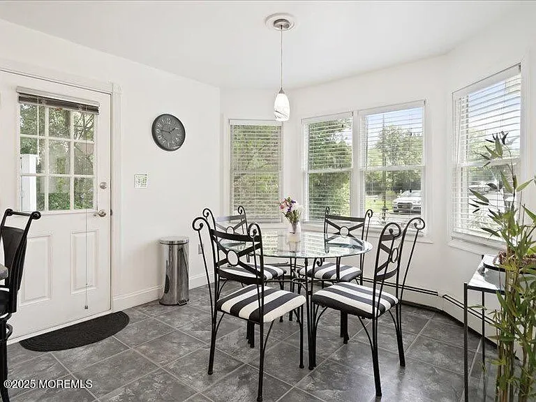 552 Prospect Ave — Photo 8