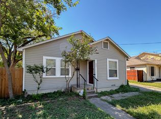 421 Ponder St, Denton, TX 76201