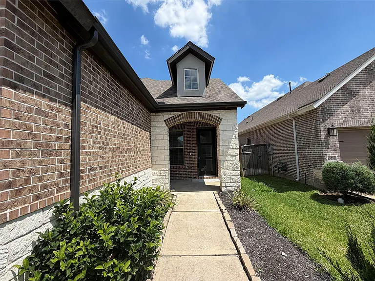 10727 Bridgeport Path Ct — Photo 4