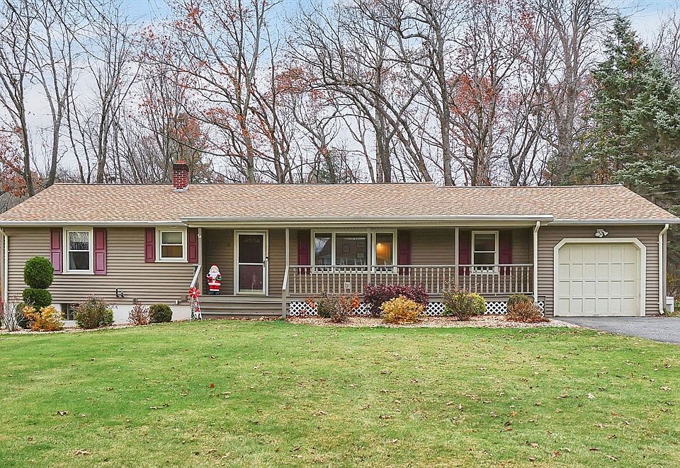 1st image of 8 Glenn Dr