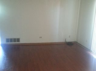 3400 W 55th St APT 2SE, Chicago, IL 60632