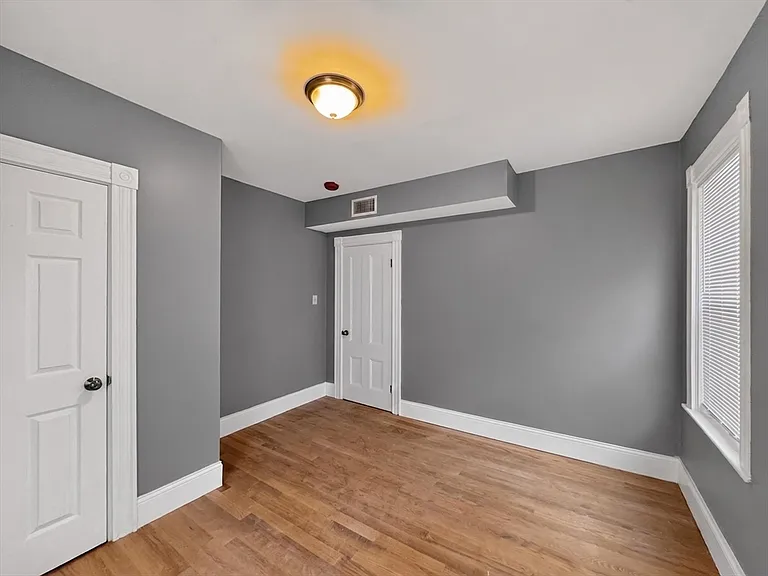 70 Holbrook Ave #R — Photo 14