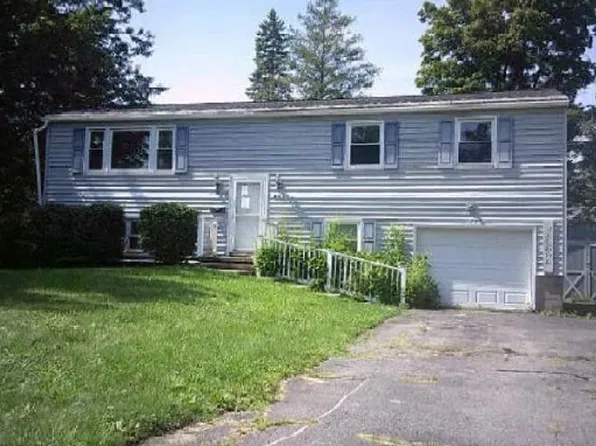 205 Stafford St, Palmyra, NY 14522