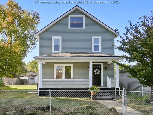 211 19th St, Dunbar, WV 25064