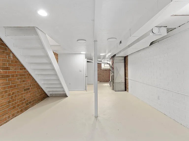 3401 Butler St #1 — Photo 20