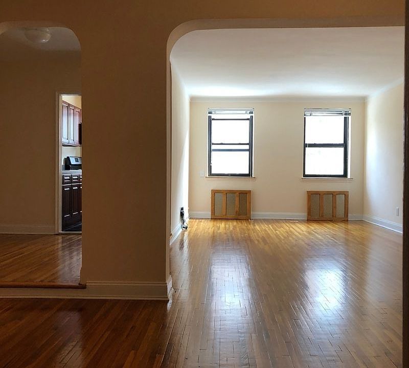 1st image of 6939 Yellowstone Blvd APT 220