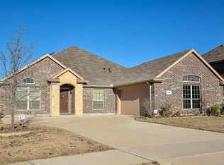 119 Toucan Ct, Desoto, TX 75115