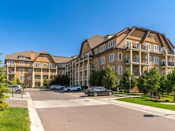 30 SW Mahogany Mews SE #103, Calgary, AB T3M 3H4
