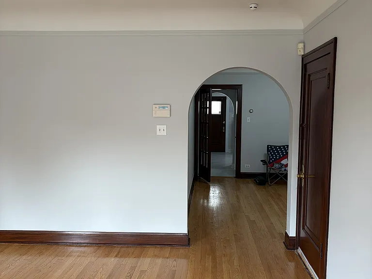 1835 Home Ave #1 — Photo 10