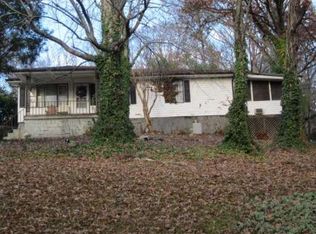 2248 Boy Scout Camp Rd, Gainesville, GA 30501