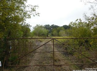 9294 New Sulphur Springs Rd, San Antonio, TX 78263