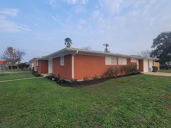 3rd image of 107 Avalon Way