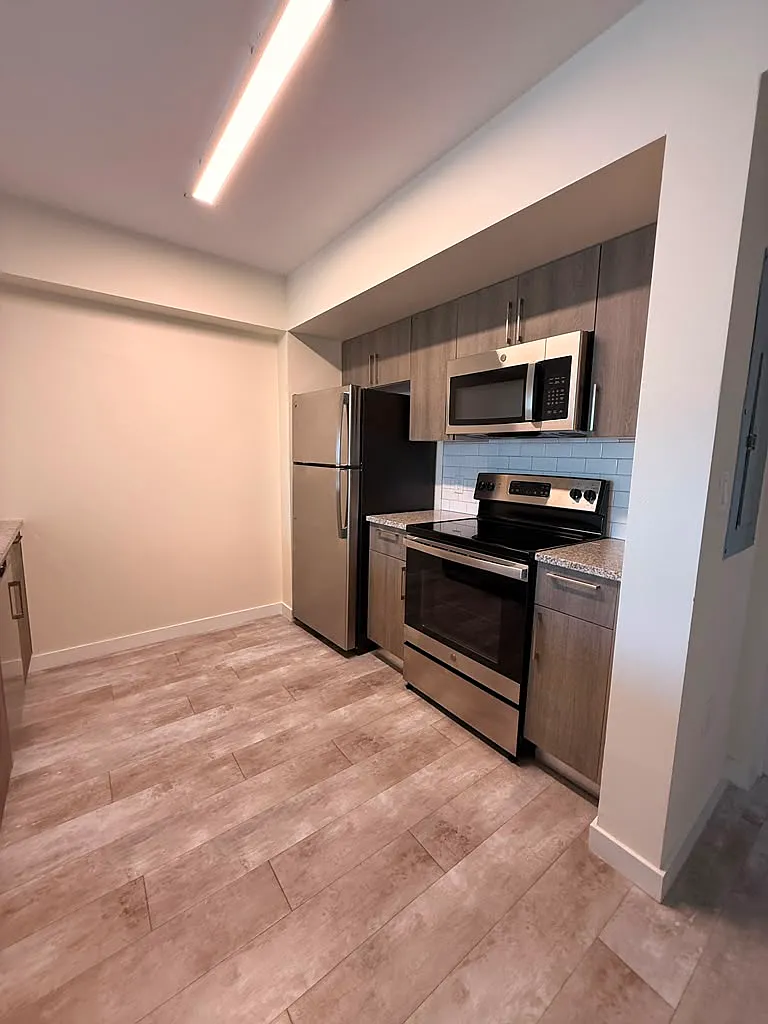 1 bed, 600 sqft, $1,850 — Photo 2