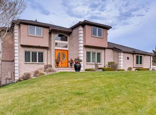 44 Golden Eagle Ln, Littleton, CO 80127