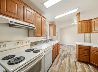 1340 W Bunarch Rd, Pahrump, NV 89060