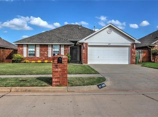 609 Eastridge Dr, Yukon, OK 73099
