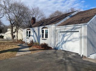 63 Dogburn Rd, West Haven, CT 06516