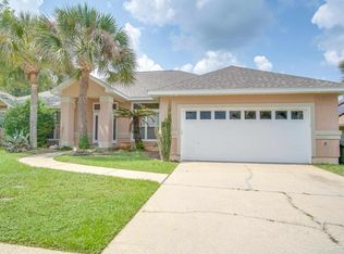 2042 Hamilton Xing, Cantonment, FL 32533