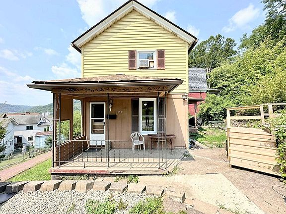 2nd image of 653 5th St