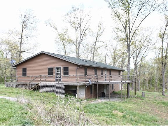 2nd image of 206 Hillbilly Hill Trl