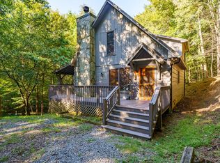 19 Blackberry Falls Ln, Ellijay, GA 30536