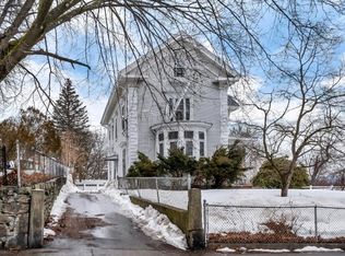 107 Blackstone St, Woonsocket, RI 02895