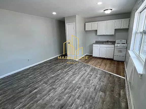 2nd image of 396 Stuyvesant Ave #111