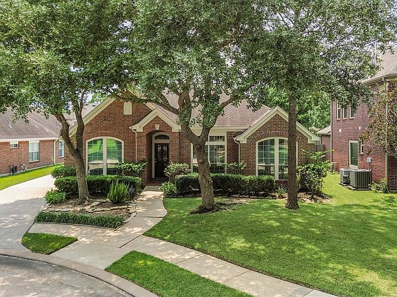 2nd image of 3006 Autumn Hills Ct