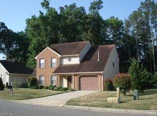 709 Fawn Lake Dr, Newport News, VA 23608