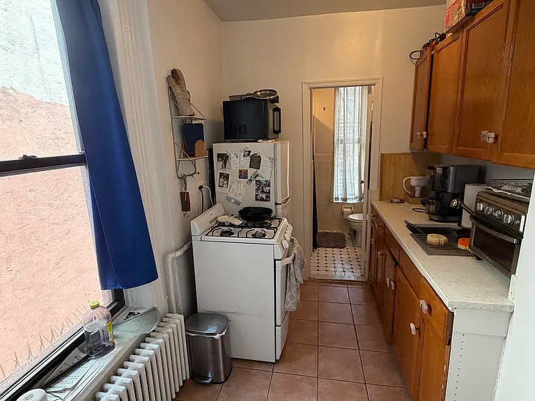 513 E 81st St #5RW — Photo 4