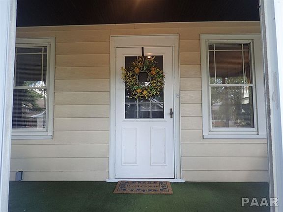 5th image of 713 W Eleanor Pl