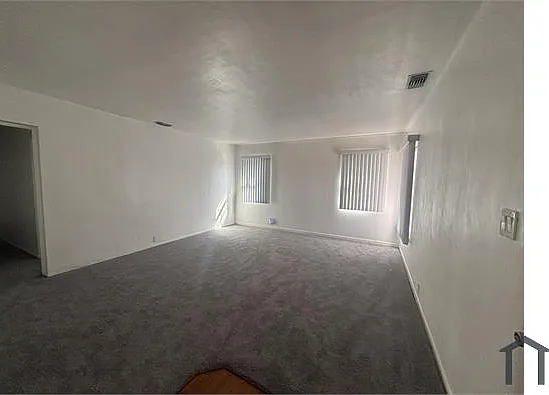 2096 S Harvard Blvd #3 — Photo 24