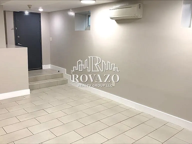 352 William St #B2C — Photo 2