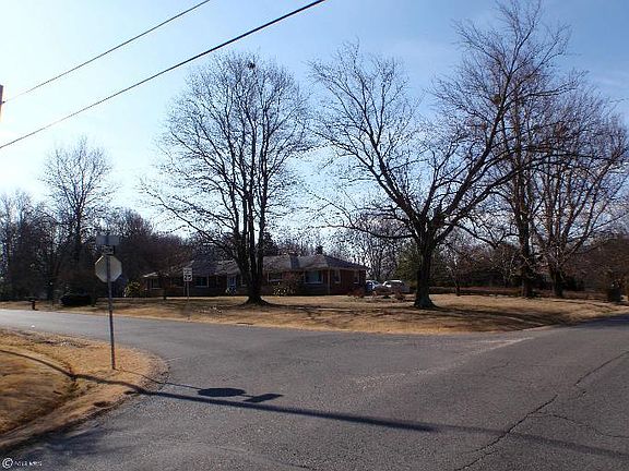 4th image of 11701 Swarts Dr