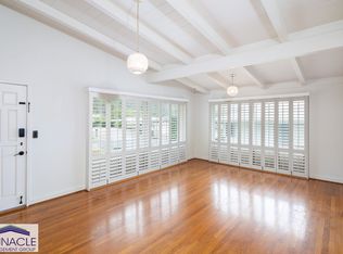 378 Anolani St, Honolulu, HI 96821