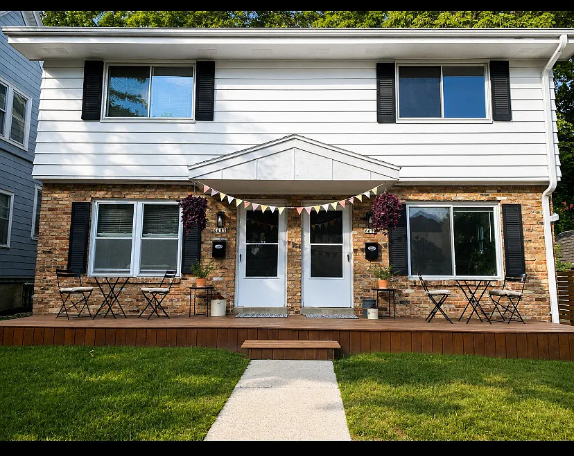 3 bed, 1.5 bath, 1120 sqft, $1,975 — Photo 1