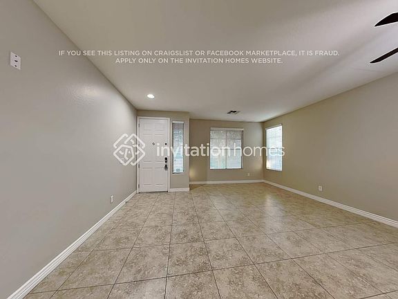 3rd image of 1015 W Desert Valley Dr