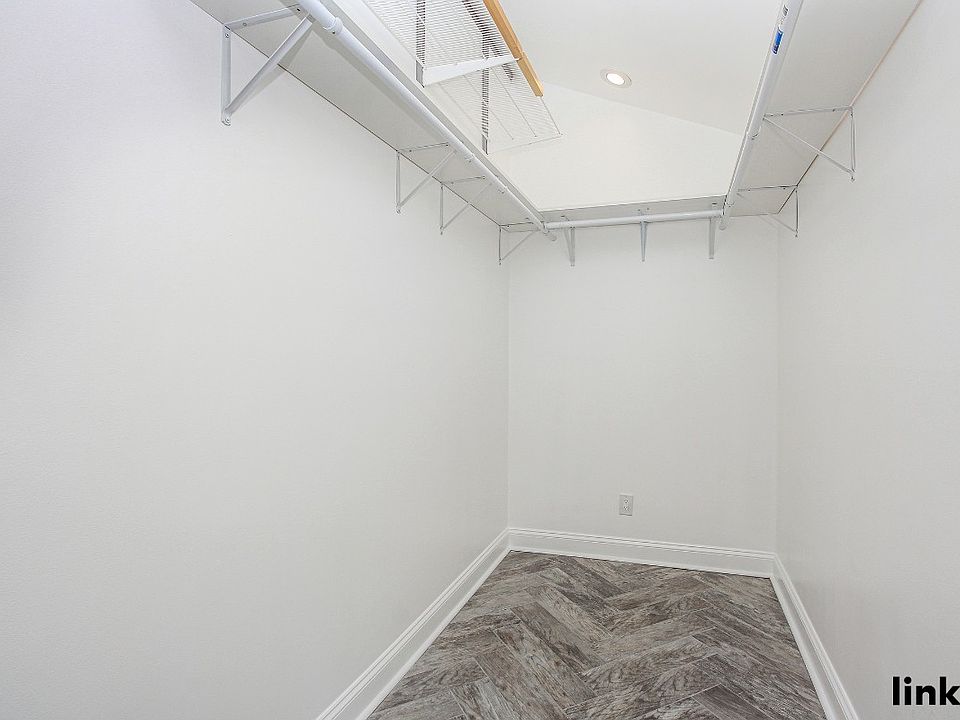 1st image of 28 Etville Ave #2