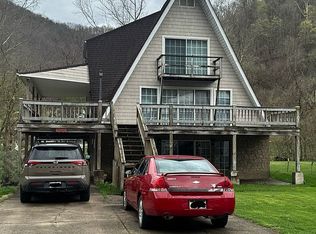 662 Campbells Creek Dr, Charleston, WV