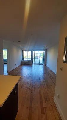 Rented by Bahar Management | media 29