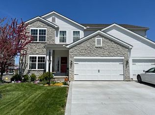 601 Preston Trails Dr, Pickerington, OH 43147