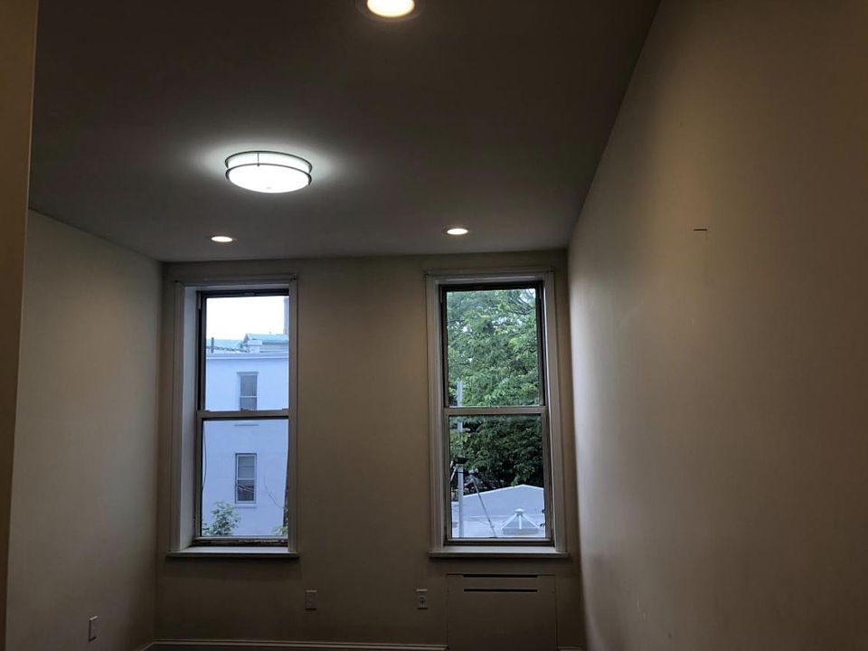 2nd image of 5807 70th Ave #1