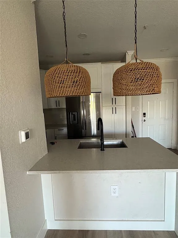 2 bed, 2.0 bath, 968 sqft, $2,750 — Photo 2