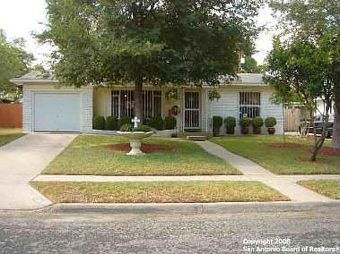 Beautiful 2,040, 3/3, Dellview Area, Awesome Home!