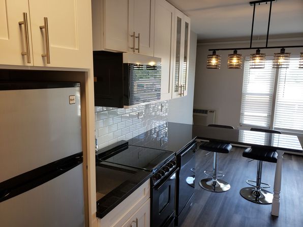800 Ogden Ave #1