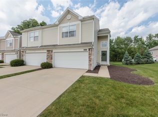 29049 Pembrooke Blvd, Olmsted Township, OH 44138