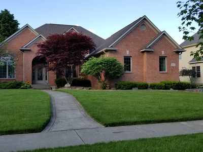 5665 Woodfield Pkwy, Grand Blanc, MI, 48439